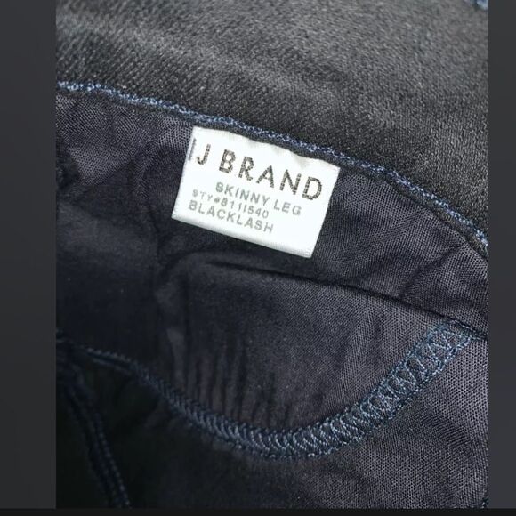 NEW J Brand Jeans BlackLash Raw Hem distressed - Picture 2 of 3